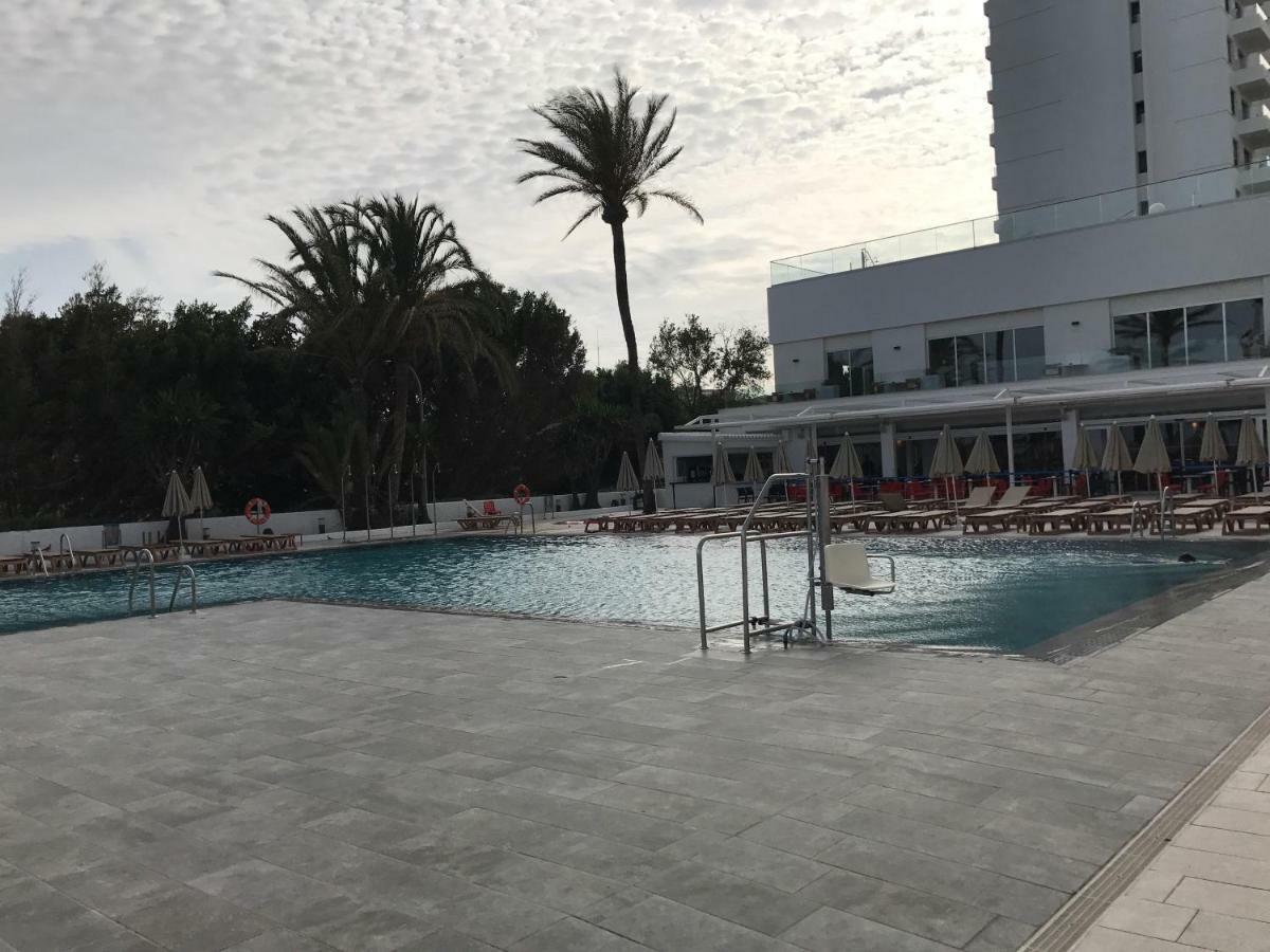 Apartment Sol Carihuela Torremolinos Exterior photo